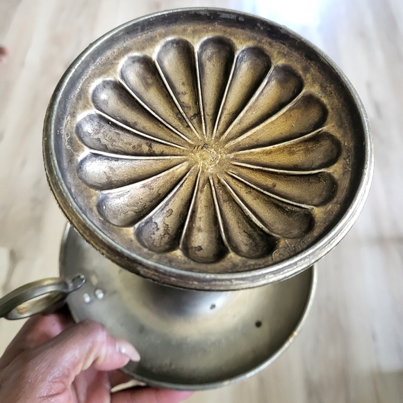 Vintage Brass Wood Candle Holder with Finger Ring Handle 6 1/4" - Picture 3 of 9